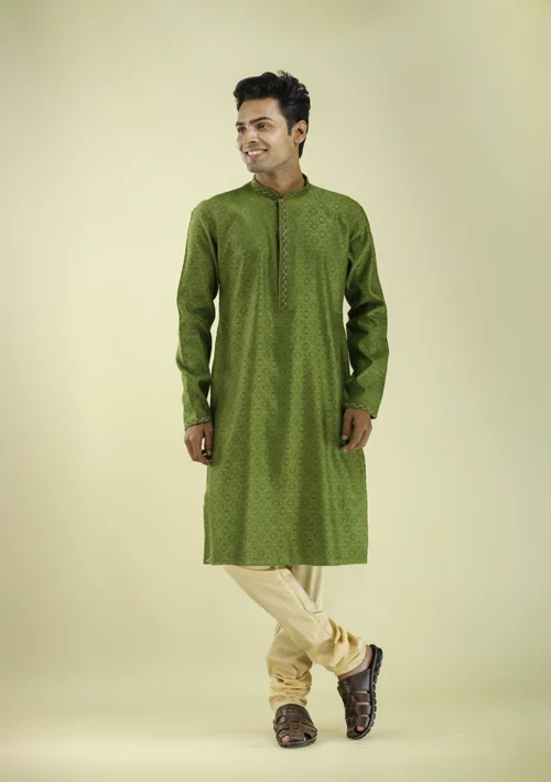 Embroidered Green Kurta Pajama Set In Sequin Threadwork front full view